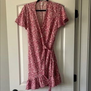 Chic Pink Floral Mini Wrap Dress